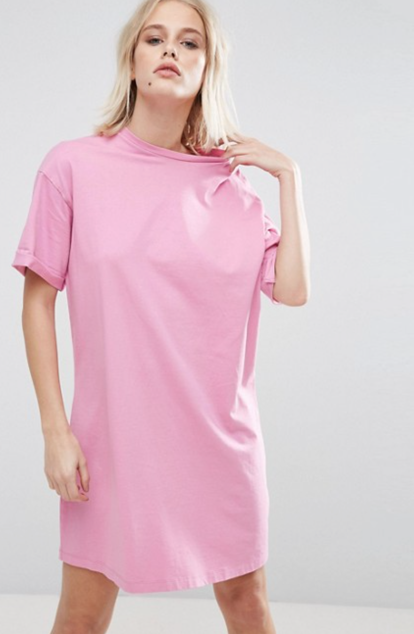 http://www.asos.fr/asos/asos-ultimate-robe-t-shirt-avec-manches-a-revers/prd/7834831?affid=14176&channelref=product+search&mk=abc&currencyid=19&ppcadref=760995539%7C42790082289%7Cpla-330005171962&_cclid=v3_830814e4-579f-5699-9e28-fd3d5e176176&gclid=CjwKCAjw_dTMBRBHEiwApIzn_KDh568M21-p9qNloCzZf7x8jeMQGqB8FzN296UmcUt5JbbGvY8oSBoCjqoQAvD_BwE